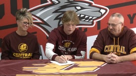 Reed City’s Max Hammond signs letter of intent to play baseball at Central Michigan