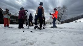 Nonprofits Give Metro Detroit High Schoolers Chance to Visit Northern Michigan, Learn How to Ski