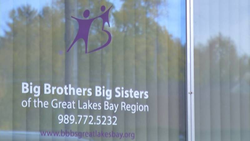 Promo Image: Big Brothers Big Sisters Seeks Volunteers for Lunchbox Learners