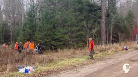 Wisconsin hunter saved after tree falls on his head in western U.P.