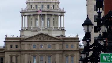 Gov. Whitmer Signs Bills Repealing ‘Right-to-Work’, Restoring ‘Prevailing Wage’ 