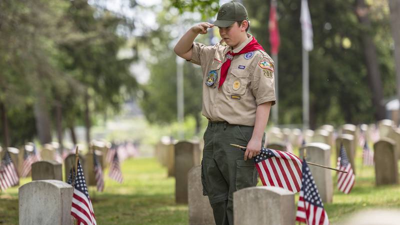 Promo Image: Scout Troops Plant 5,000 Flags At Michigan Veteran Homes At Grand Rapids Cemetery