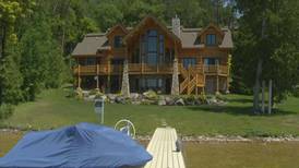 Amazing Northern Michigan Homes: Custom Mullett Lake Home