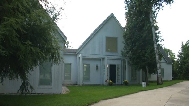Promo Image: Amazing Northern Michigan Homes: West Bay Modern