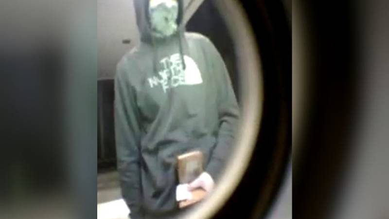 Promo Image: Charlevoix Co. Deputies Search For Suspect Following Car Break-Ins