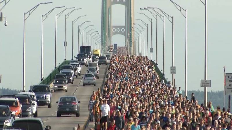 Promo Image: MDOT To Stream Meeting On Mackinac Bridge Walk Vehicle Traffic