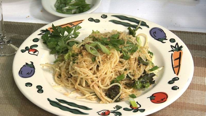 Promo Image: Garlicky Spaghetti with Mixed Greens
