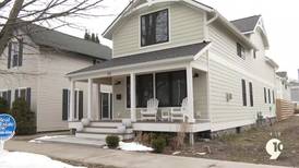 Amazing Northern Michigan Homes: Cottage Feel in Downtown Traverse City