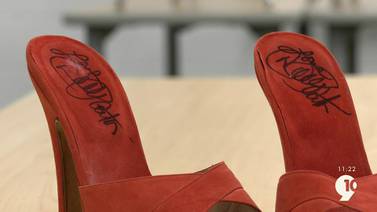 Dolly Parton Donates Shoes to East Jordan Shoe Club