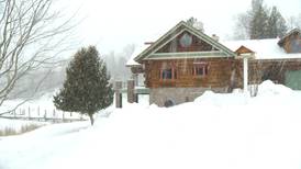 Amazing Northern Michigan Homes: Lewiston Log Home