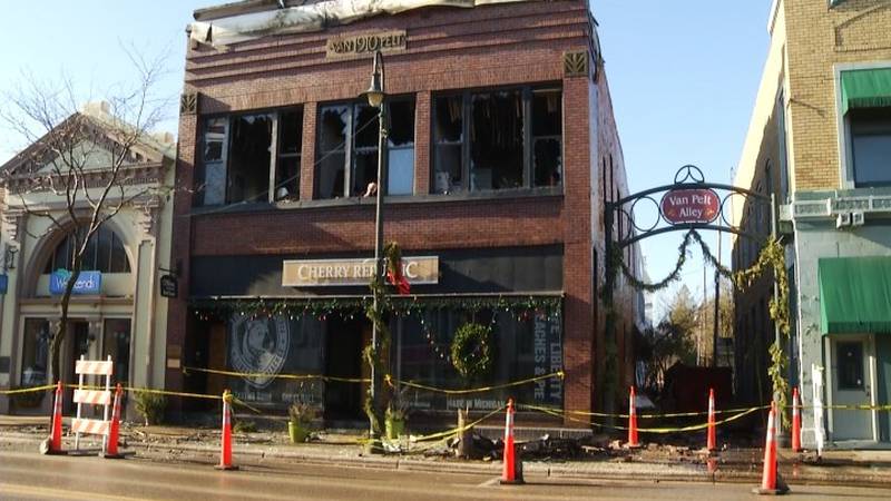 Promo Image: Charlevoix Businesses Pulling Together After Downtown Fire