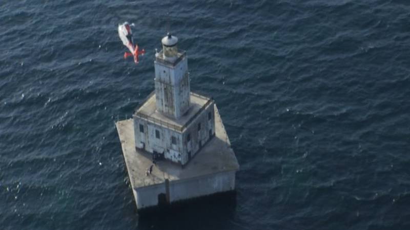 Promo Image: Bird&#8217;s-Eye View: U.S. Coast Guard Maintains Great Lakes Lighthouses